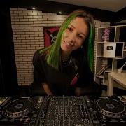 Miss Monique Mimo Weekly 017