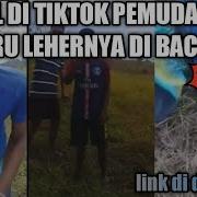 Adik Baju Biru Viral