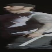 Wide Eminem Walking