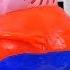 Игрушечная семья у бассейна